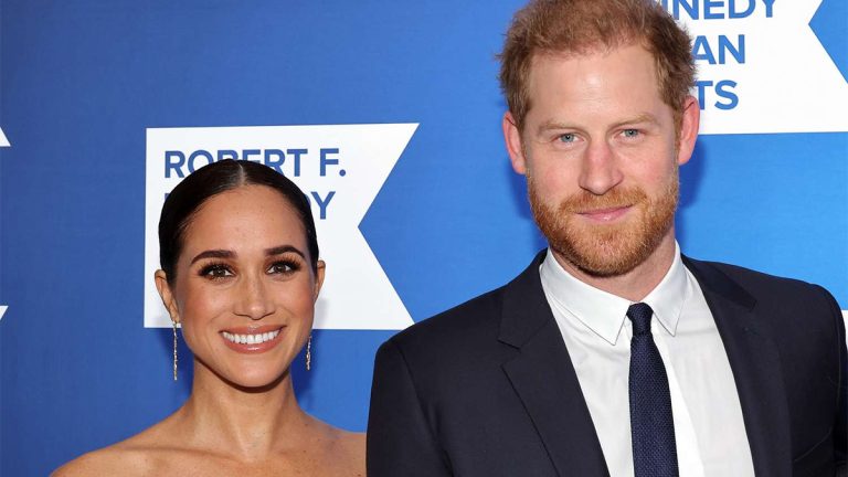 PHOTO: The details of Prince Harry and Meghan Markle’s Christmas card Prince Harry and Meghan Markle's Christmas card