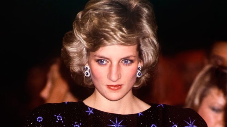 PHOTO: This is what Princess Diana’s world-record-breaking dress looks like when it was auctioned for more than $1 million Princess Diana's dress auctioned
