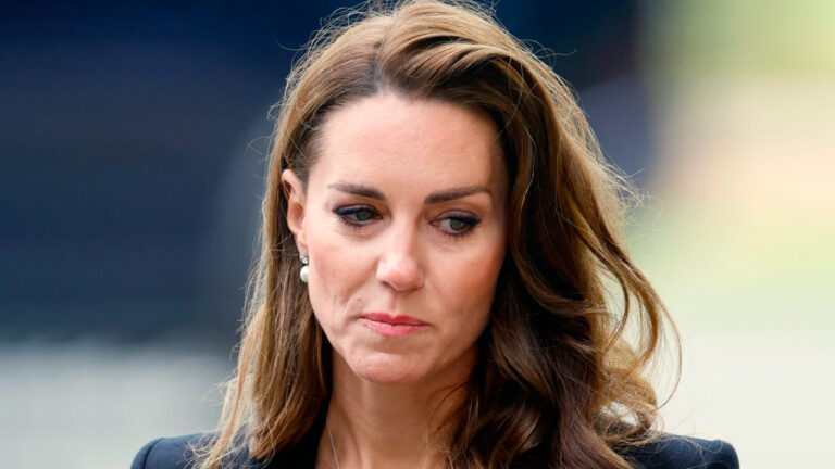 Why is the British press keeping quiet about the health of Kate Middleton? What is going on with Kate Middleton
