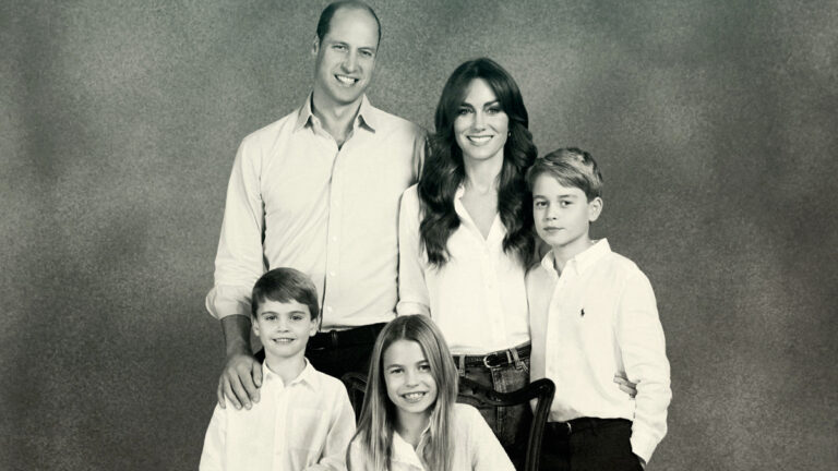 How was Kate Middleton reunited with her children after returning home from having surgery? Kate Middleton's return home