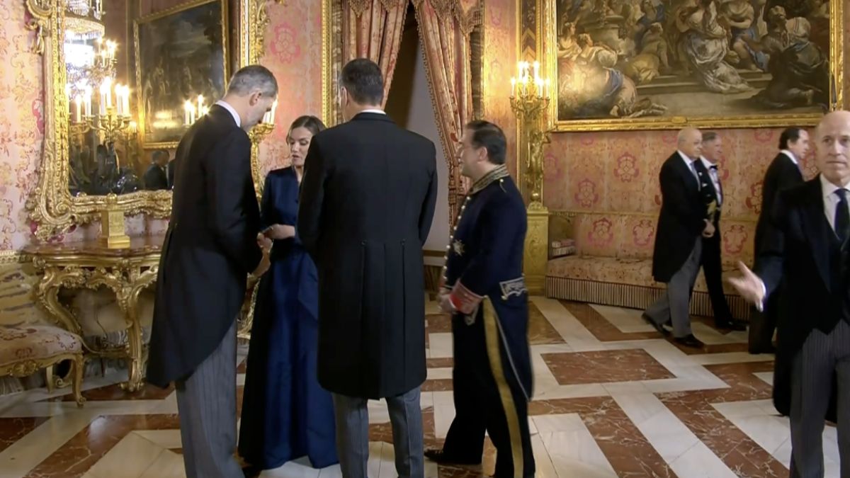 Queen Letizia's bracelet reception of the Diplomatic Corps