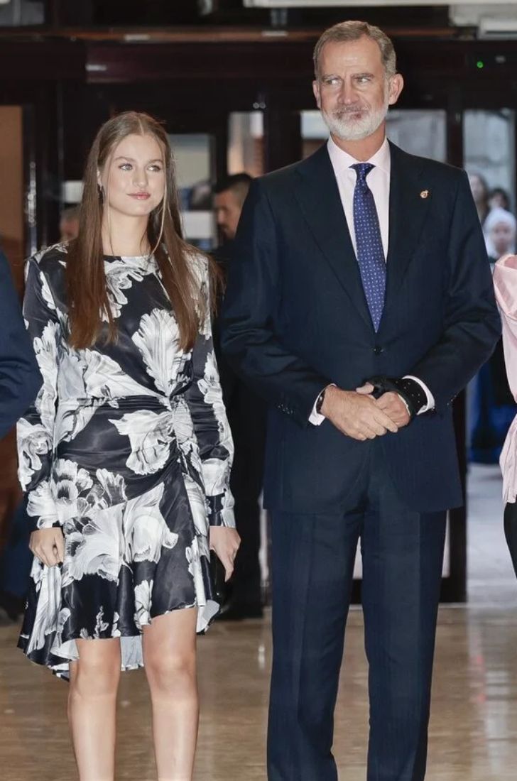 Viral video of King Felipe and Princess Leonor