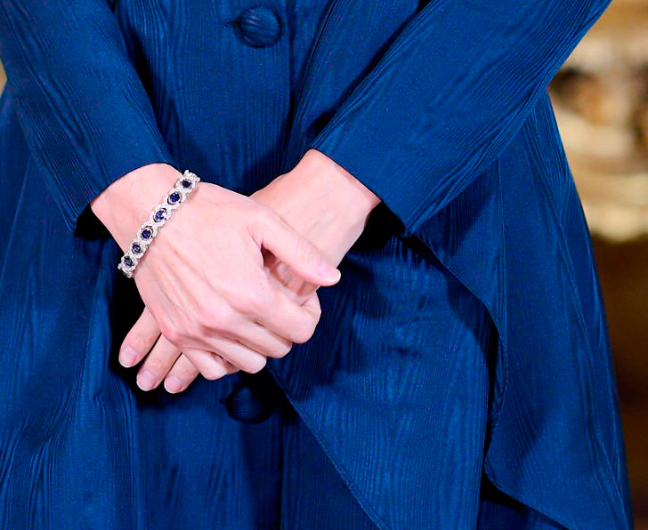 Photo detail of Queen Letizia's bracelet