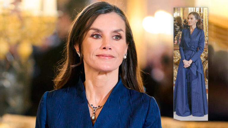 PHOTOS: Queen Letizia recovers her wedding sapphire necklace and suffers a mishap with a bracelet Queen Letizia's sapphire and diamond necklace