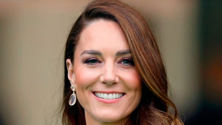 Unveiling Kate Middleton’s Secret Beauty Routine What is Kate Middleton's health condition?