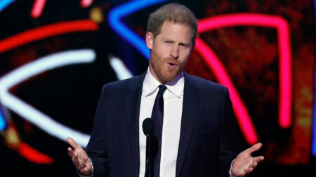 Prince Harry jokes at NFL Honors