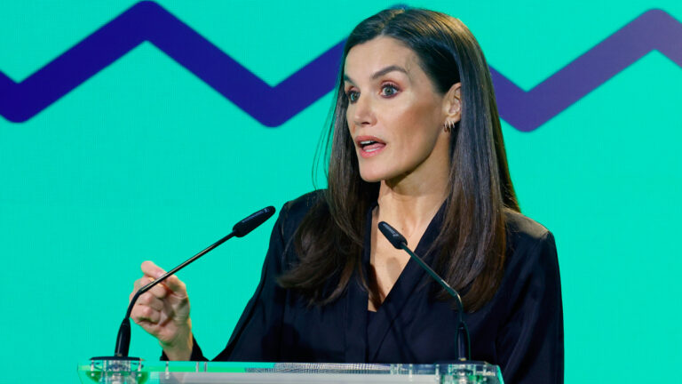 VIDEO: Queen Letizia’s powerful speech in favor of cancer patients’ rights Queen Letizia's Speech for World Cancer Day