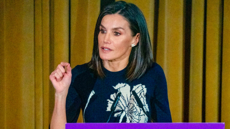 WATCH: Queen Letizia captivates with unscripted speech in Sevilla Queen Letizia's speech in Sevilla
