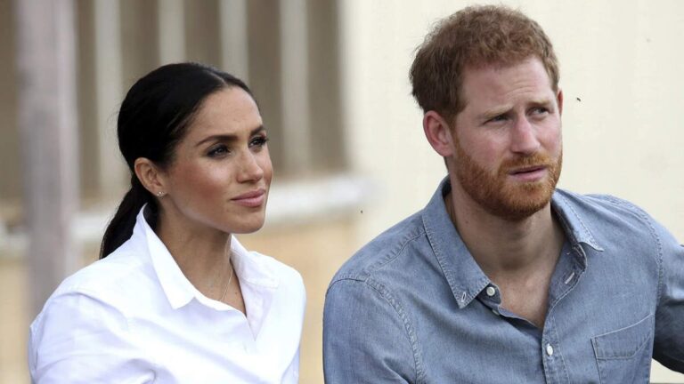 Watch: Harry and Meghan made a surprise visit to the family of one of the Uvalde shooting victims Prince Harry and Meghan Markle in Uvalde