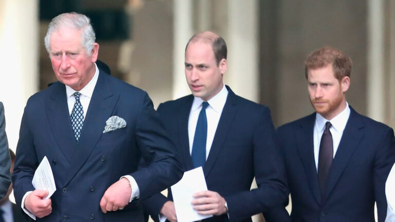Did Prince Harry ask his family to attend the Invictus Games event? Prince Harry Invites Royals to Invictus Games