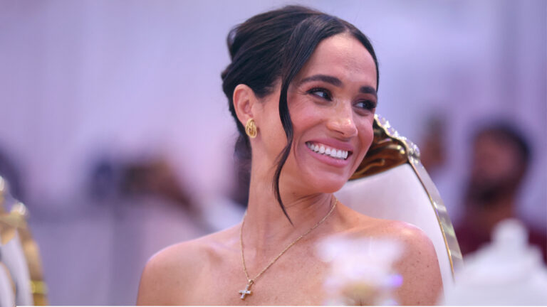 The accessory Meghan Markle wore in Nigeria that went unnoticed Meghan Markle wears Princess Diana's cross necklace