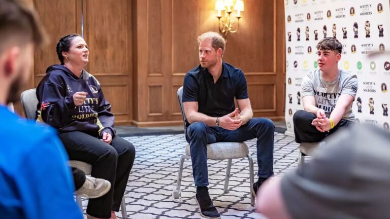 PHOTOS: Prince Harry’s final London surprise before trip to Nigeria Prince Harry at Scotty's Little Soldiers event