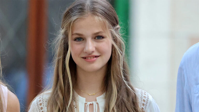 Why could Princess Leonor’s vacation upset King Felipe and Queen Letizia? Princess Leonor's vacation