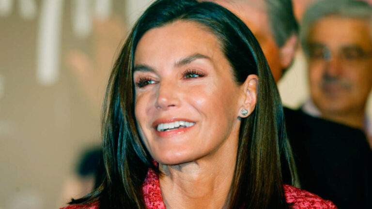 Queen Letizia reveals how she injured her right foot Queen Letizia's Foot Injury