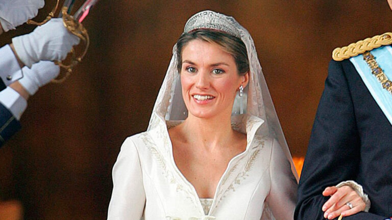 3 Stunning Bridal Dresses Inspired by Queen Letizia’s Iconic Wedding Gown 20 Years Later Royal Wedding Dresses