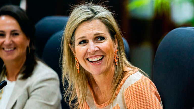 Máxima of Netherlands Ends Philippine Trip with Orange Dress Queen Máxima's orange dress