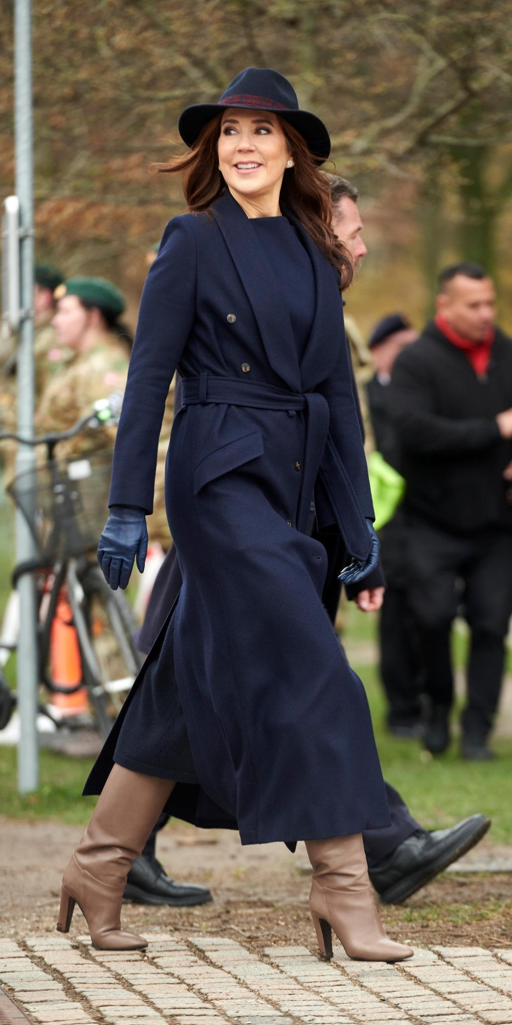 Queen Mary’s Elegant Blue Coat by Fonnesbech » Fashion