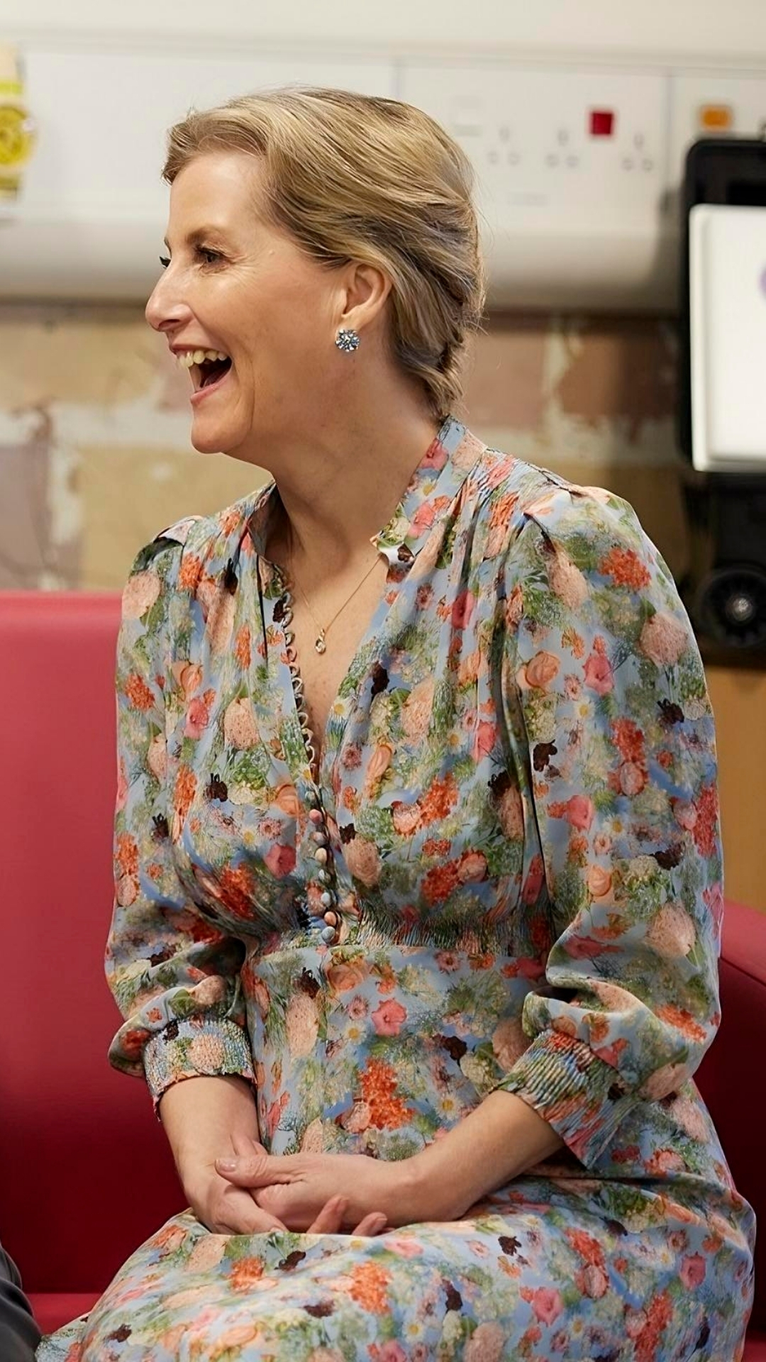 Sophie of Edinburgh's Suzannah Dress: Floral Print Charm » Fashion