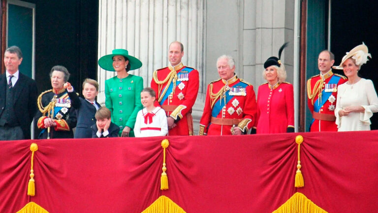 Gunman Who Attacked Donald Trump Searched Online for British Royal Donald Trump Attacker Googled British Royal Family Member