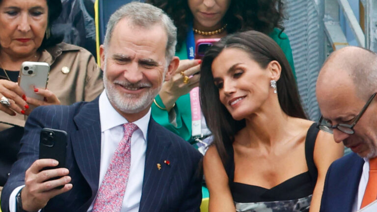 Queen Letizia Dazzles in Carolina Herrera Dress at Paris Olympics Queen Letizia style at the Paris Olympics Opening