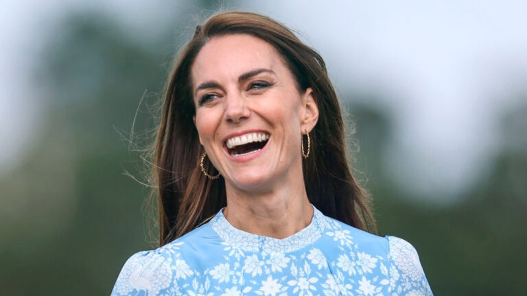 WATCH: Princess Kate’s Playful Teasing Caught on Video Kate Middleton's new Instagram appearance » Prince of Wales