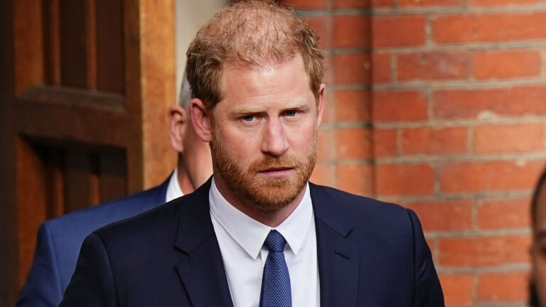 This is Prince Harry’s reaction to the news of his uncle Lord Robert Fellowes’ death Robert Fellowes' death