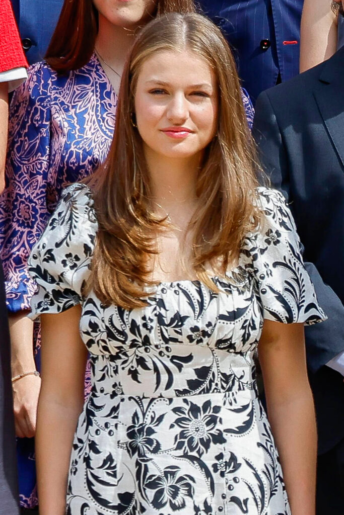 Princess Leonor In A Puff Sleeve Linen Midi Dress princess-leonor-in-a-puff-sleeve-linen-midi-dress