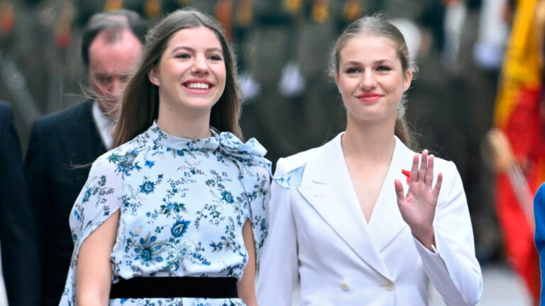 Infanta Sofia will attend the graduation of Princess Leonor as an ensign in the Spanish Army Princess Leonor Graduates as Army Second Lieutenant