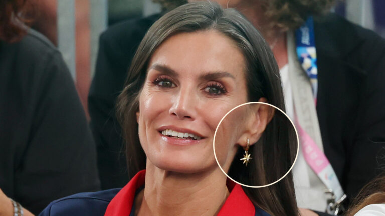 All The Details Of Queen Letizia’s Stunning Special Earrings Queen Letizia's Earrings at Paris Olympics