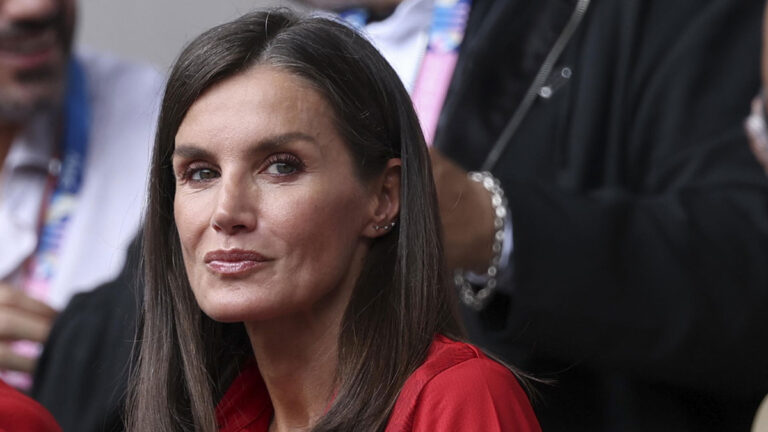From a homicide detective to Sarah Connor: the memes left by Queen Letizia’s visit to Paris Queen Letizia Memes in Paris » The Royal House of Borbon