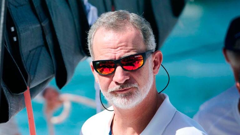 King Felipe Singing in Mallorca Captured in Video King Felipe Sings