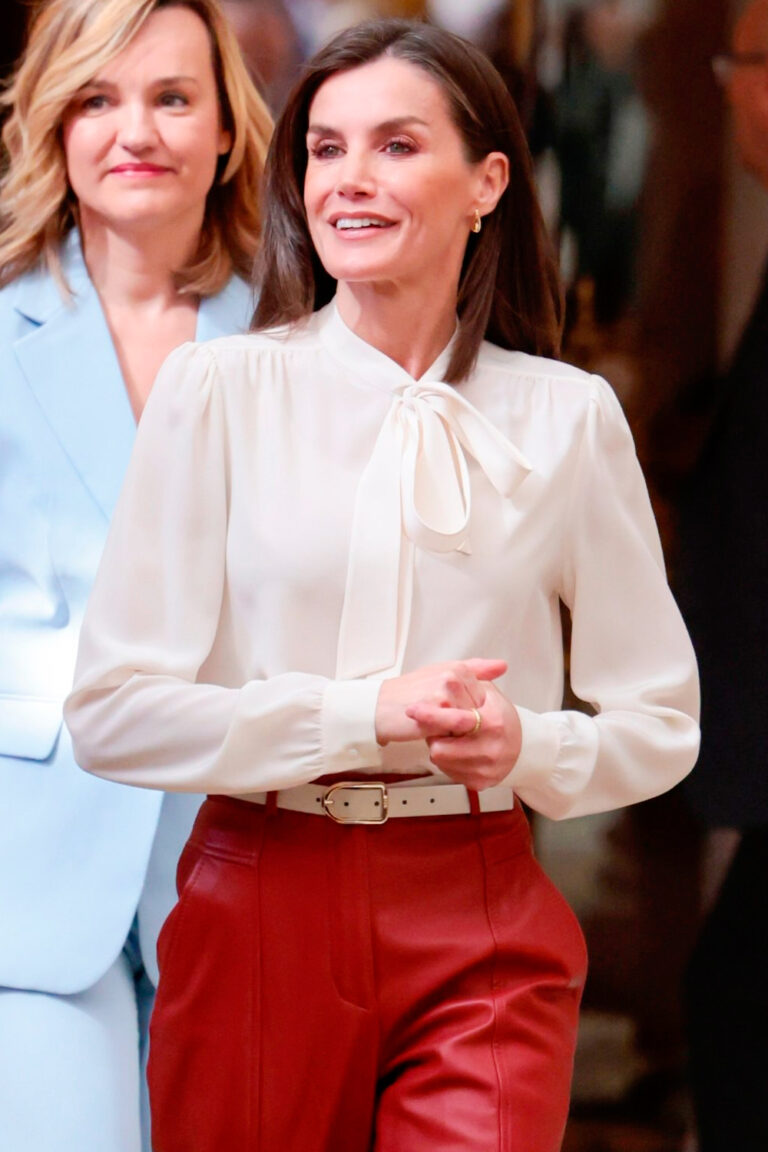Queen Letizia in Hugo Boss Ensemble at National Sports Awards Queen Letizia in Hugo Boss Ensemble