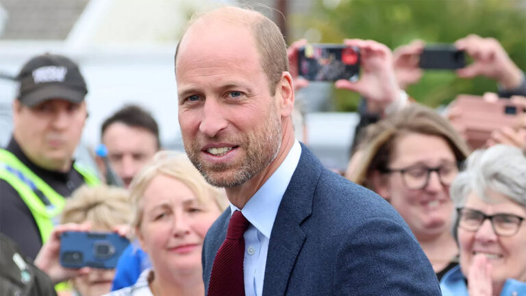 Prince William shows off his beard again and talks about Kate Middleton’s health at the latest royal engagement Prince William in Llanelli » Prince of Wales