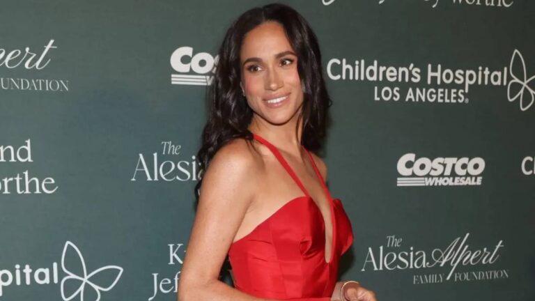 Meghan Markle’s disastrous Los Angeles appearance: She only walked the red carpet and seemed lost without Harry Lizzie Cundy and Meghan Markle