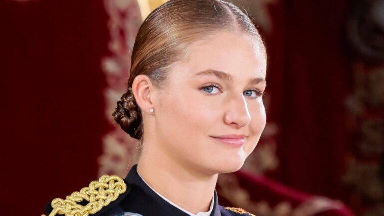 Watch: Princess Leonor’s embarrassing moment at her last public event Princess Leonor at Spain's National Day Reception
