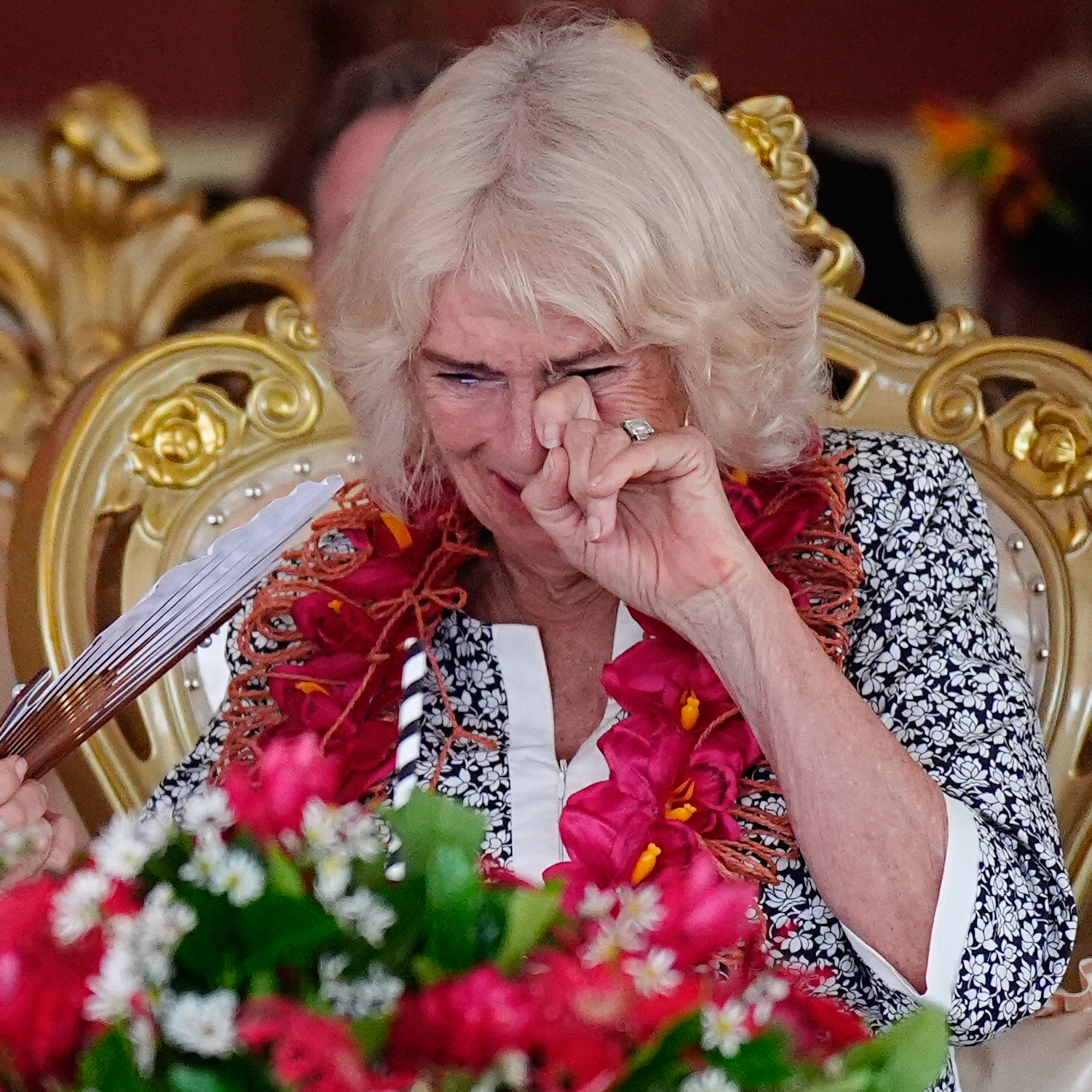 Queen Camilla cries at farewell ceremony in Samoa