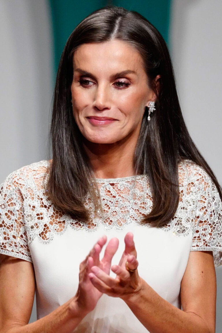 Queen Letizia’s vintage-inspired white dress at National Culture Awards Queen Letizia's White Dress with Floral Details Turns Heads