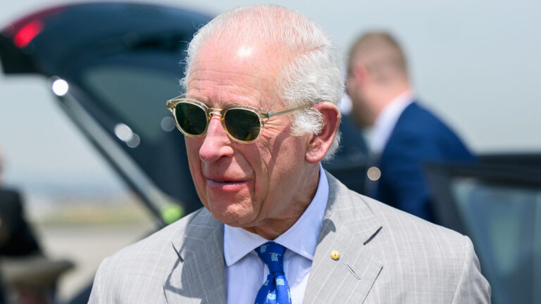 Who Is the ‘other son’ of King Charles III claiming his place as heir to the throne and jeopardizing the monarch’s trip to Australia? Who Is Simon Charles Dorante Day
