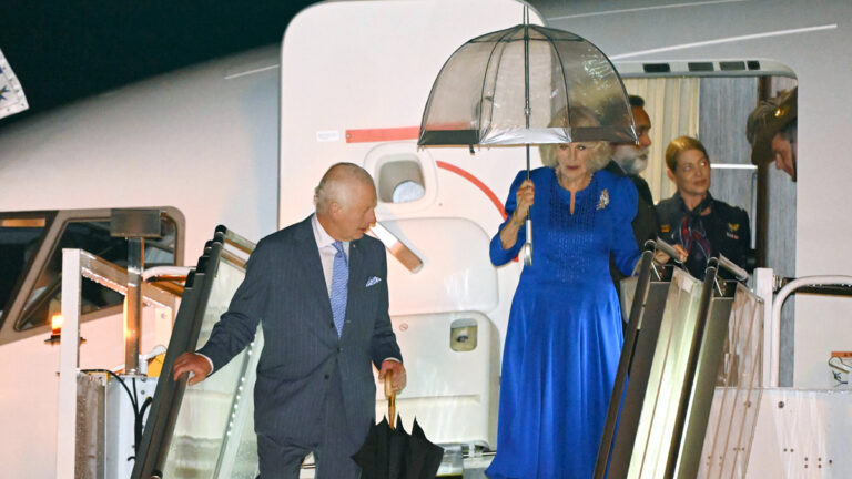 Queen Camilla and King Charles in Australia: Rain, Thunderstorm and a Symbolic Brooch King Charles in Australia