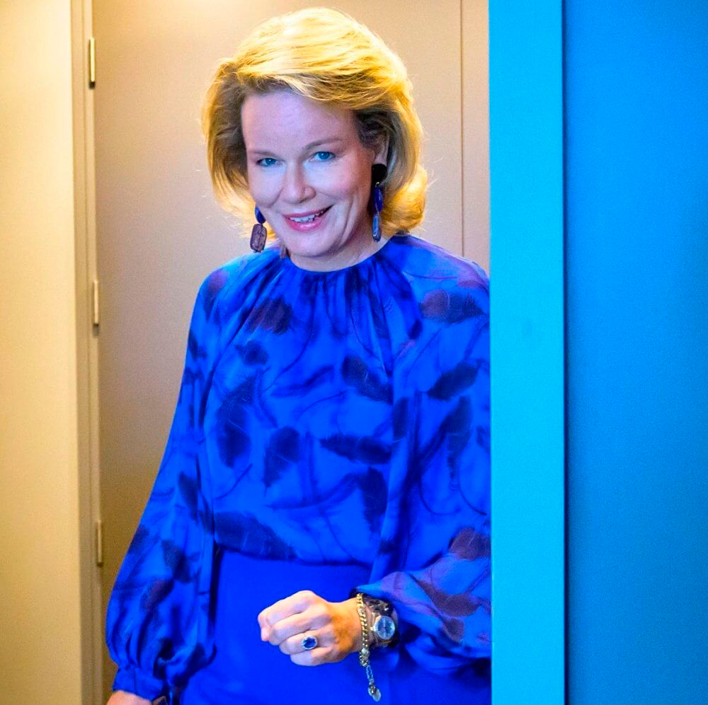 Queen Mathilde in Natan Couture x Alicia Audrey Lexie Cape » Fashion
