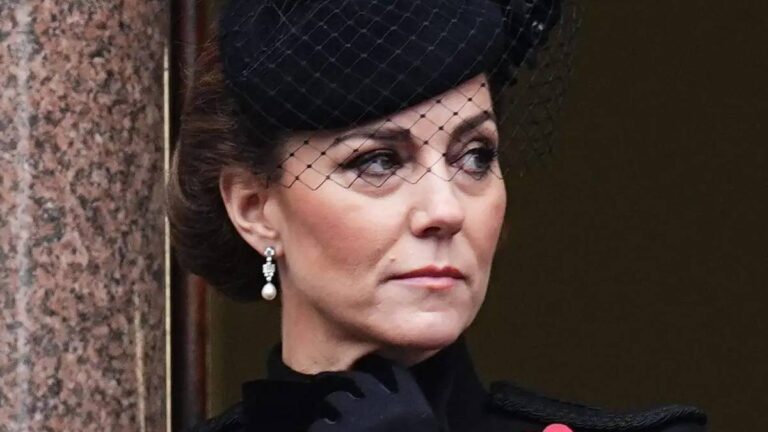 The tweet about Kate Middleton that sparked an outrage on social media – and beyond Narinder Kaur's message about Kate Middleton
