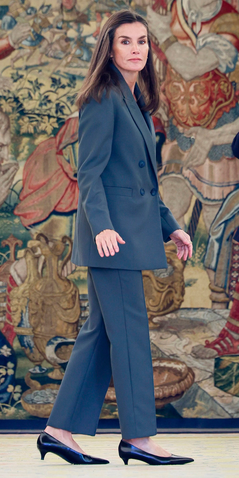 Queen Letizia shows off her work style. 