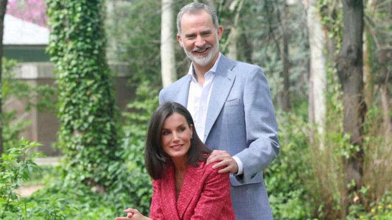 New Portraits of Spain’s King Felipe VI and Queen Letizia by Annie Leibovitz Unveiled New Portraits of King Felipe and Queen Letizia