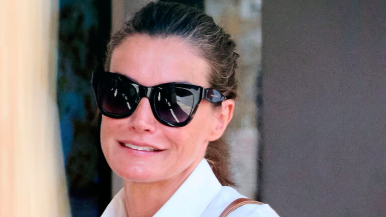 Alone and Dressed in Black: Queen Letizia’s Secret Outing Caught on Camera Queen Letizia at BioCultura 2024