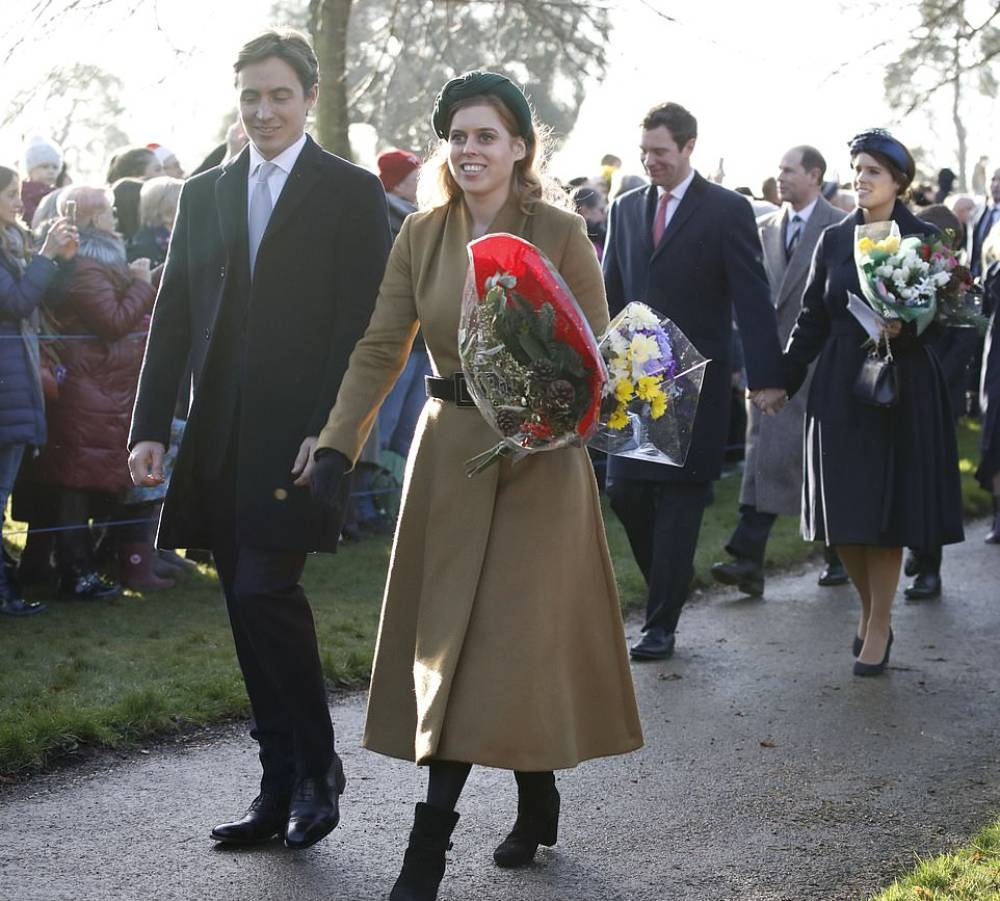 Eugenie and Beatrice in Sandringham » Beatrice of York