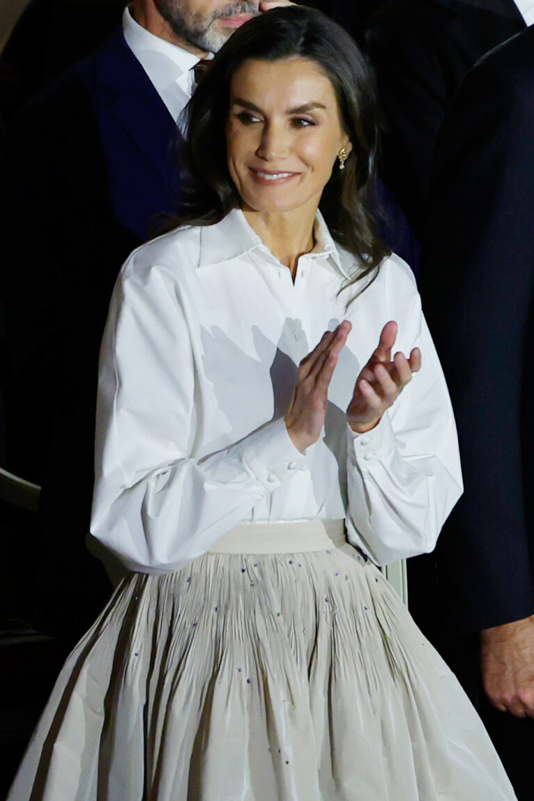 Queen Letizia Stuns in Taffeta Skirt and Japanese Sleeve Blouse Queen Letizia's Style in Naples