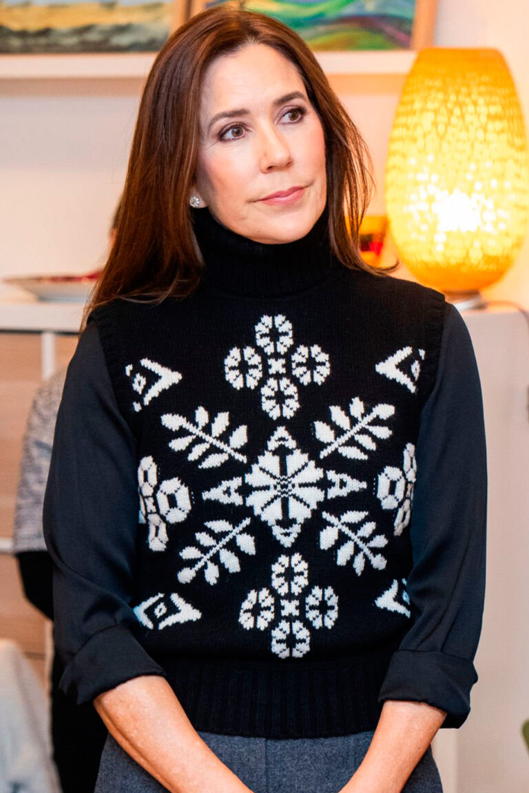 Queen Mary of Denmark’s Christmas Style: Max Mara Knit Jumper and Grey Pants Queen Mary Christmas Style