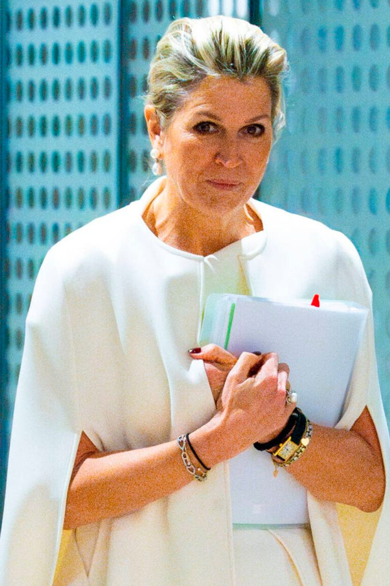 Queen Maxima Wears White Natan Dress and Cape for London Event Queen Maxima in White Dress and Cape by Natan