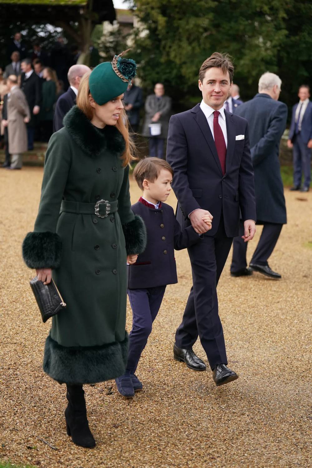 Eugenie and Beatrice in Sandringham » Beatrice of York