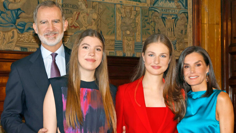 What’s Behind the Spanish Royal Family’s Christmas Card Spanish Royal Family's Christmas Card 2024